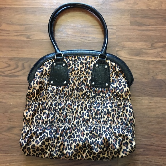Cheetah print purse - Picture 2 of 6